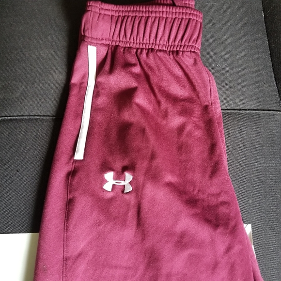 Under Armour small petite - Picture 4 of 12